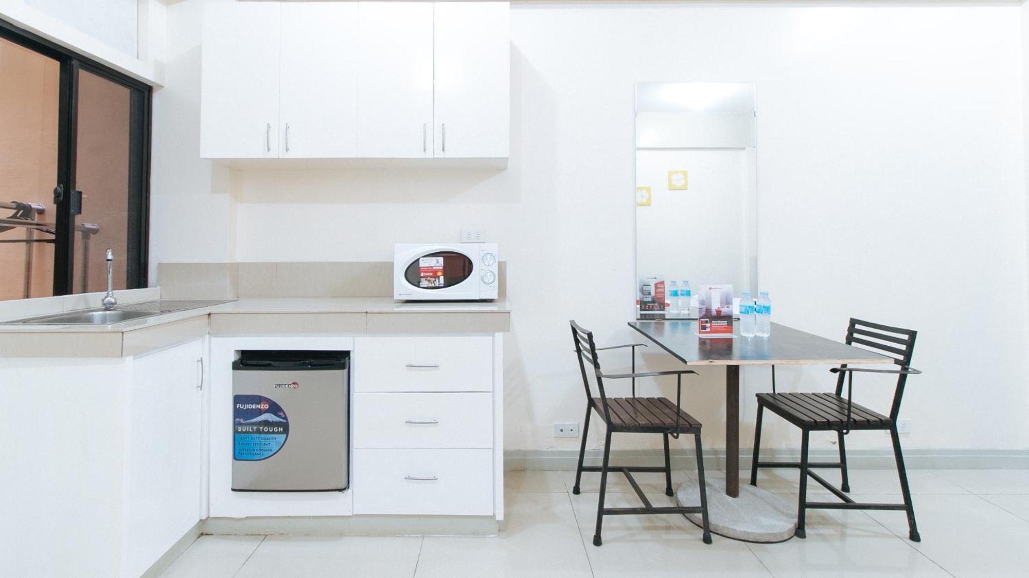 Reddoorz Near Pasay Taft Hotel Eksteriør billede